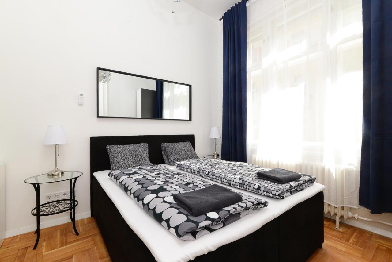 Akacfa 7 Two Bedroom Central Apartment บูดาเปสต์ ภายนอก รูปภาพ